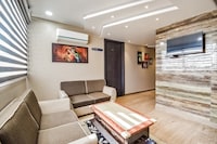 Hotel O The Moody Moon Hotel