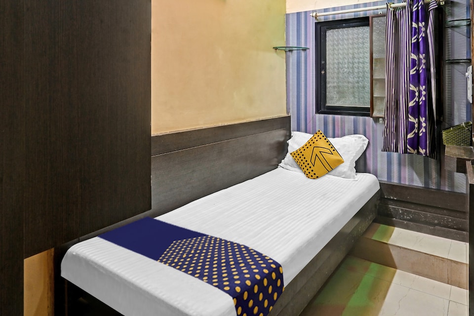 Hotel O Sai Leela Residency , Jalgaon, Jalgaon