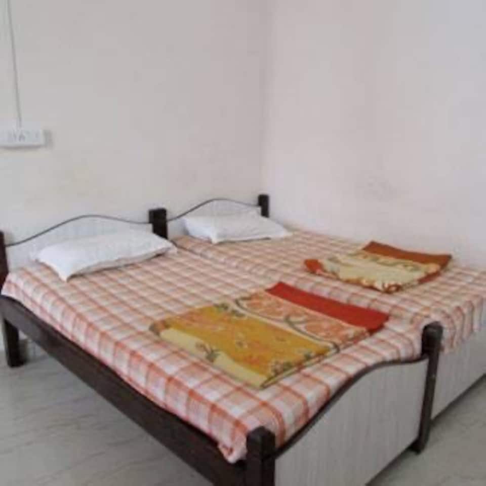 live on MLR068, Bendoorwell Mangalore, Mangalore