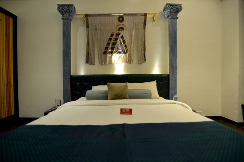 OYO Hotel 32155 Yahvi Hotels, Vadodara Railway Station, Vadodara