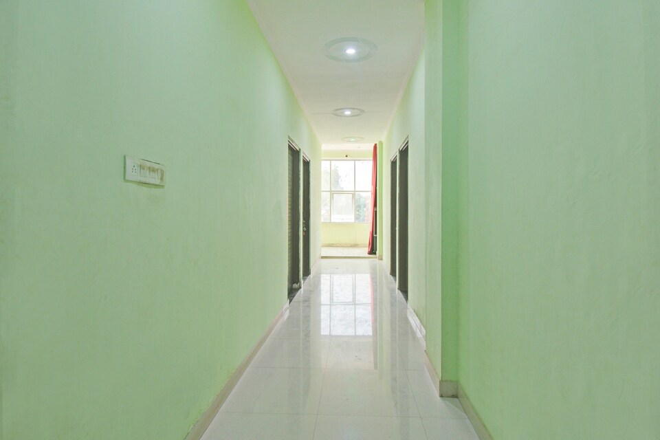 Flagship Hotel Kenin Palace ||, Raja Park Jaipur, Jaipur