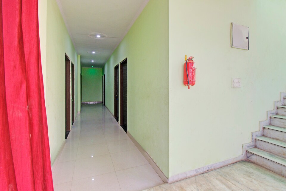 Flagship Hotel Kenin Palace ||, Raja Park Jaipur, Jaipur