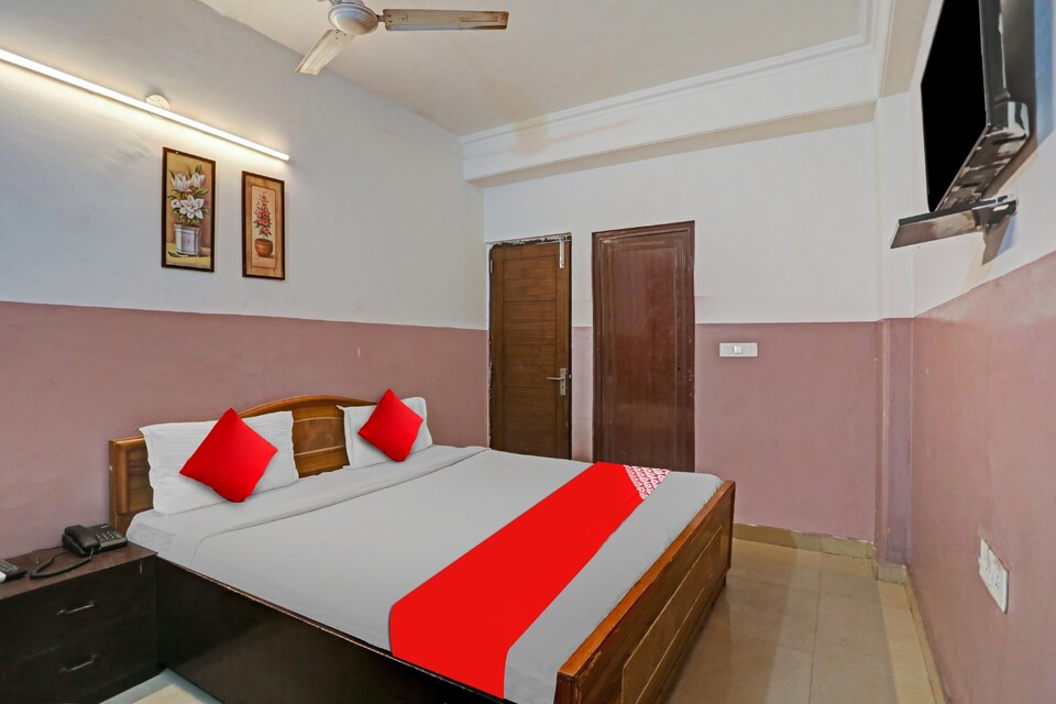 Live on DEL2278 , Airport Delhi, Delhi Transit