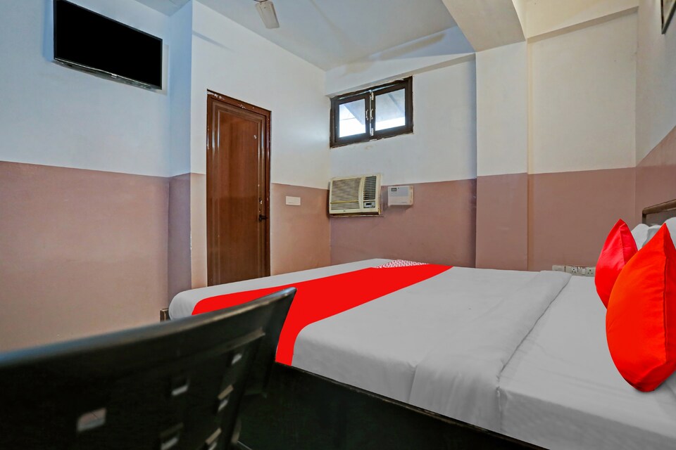 Live on DEL2278 , Airport Delhi, Delhi Transit