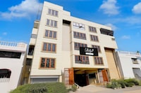 Super Collection O Vellore Near CMC Hospital Formerly Geetha Residency