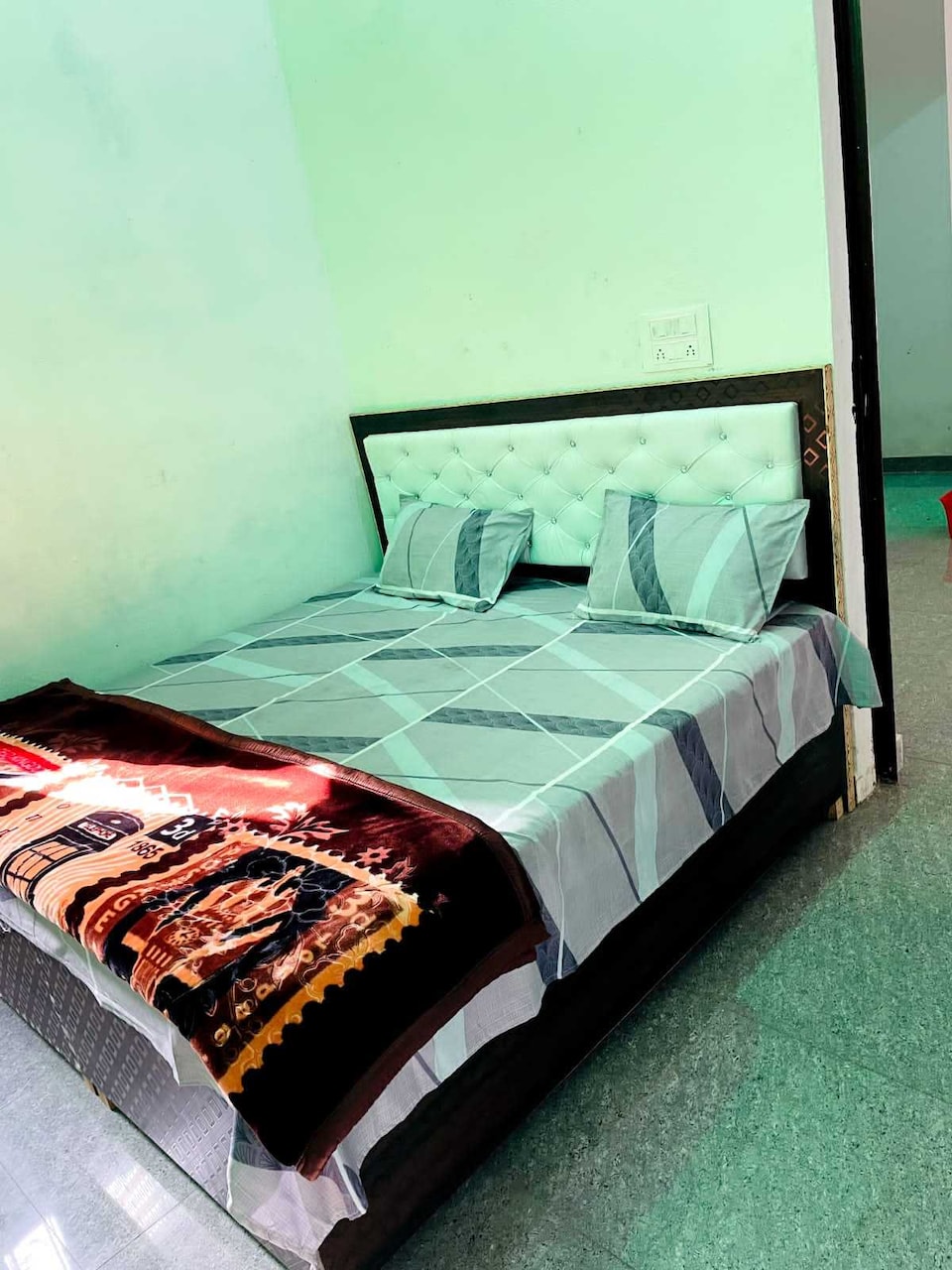 OYO Hotel Crown, Muzaffarnagar, Muzaffarnagar