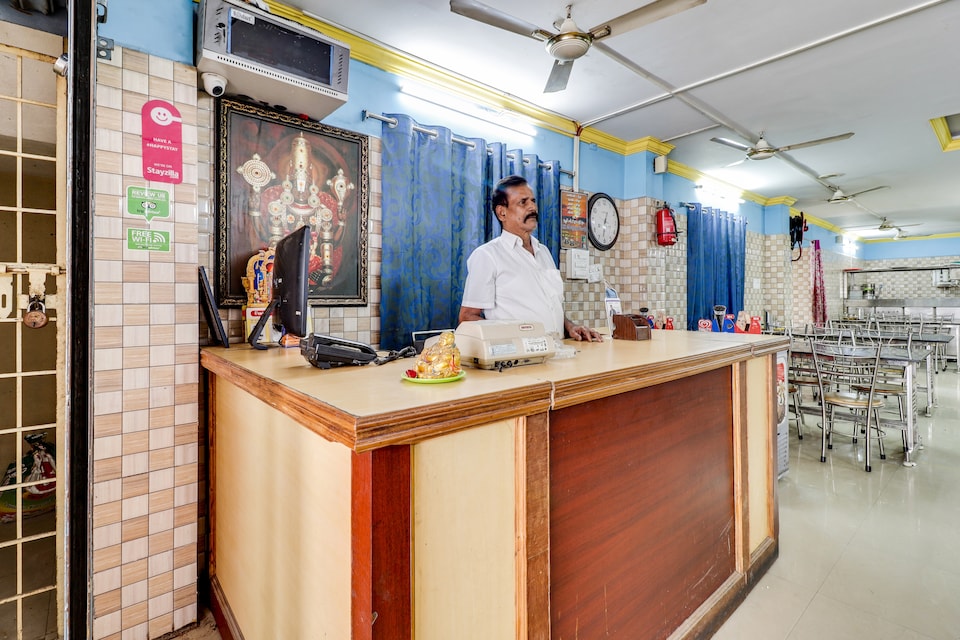 SPOT ON Hotel Dmr Residency, Tiruchanur Road Tirupati, Tirupati