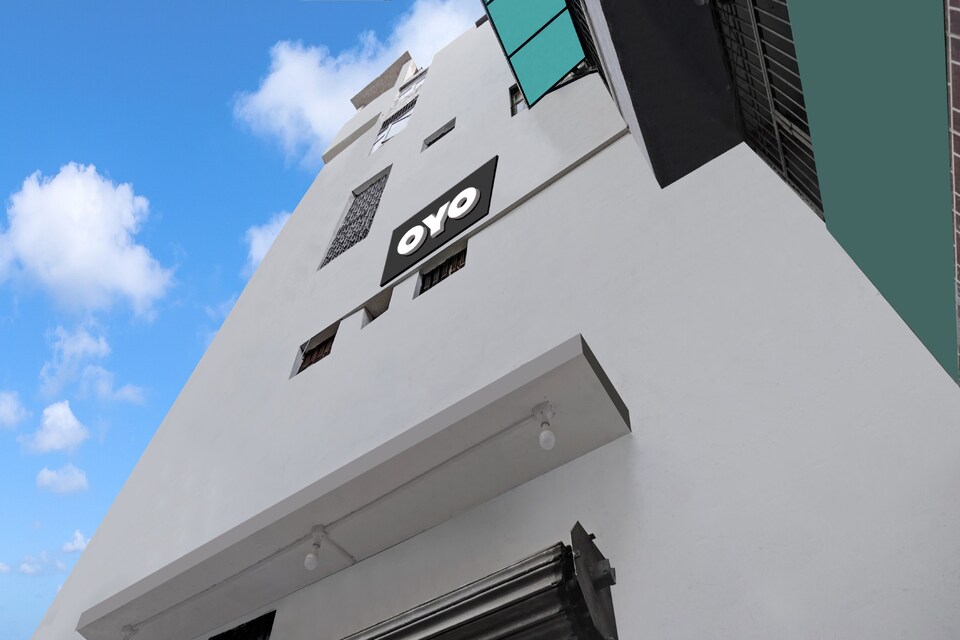  OYO Flagship 809806 Palace Nandan and Banquet hall, Kanpur Railway Station, Kanpur