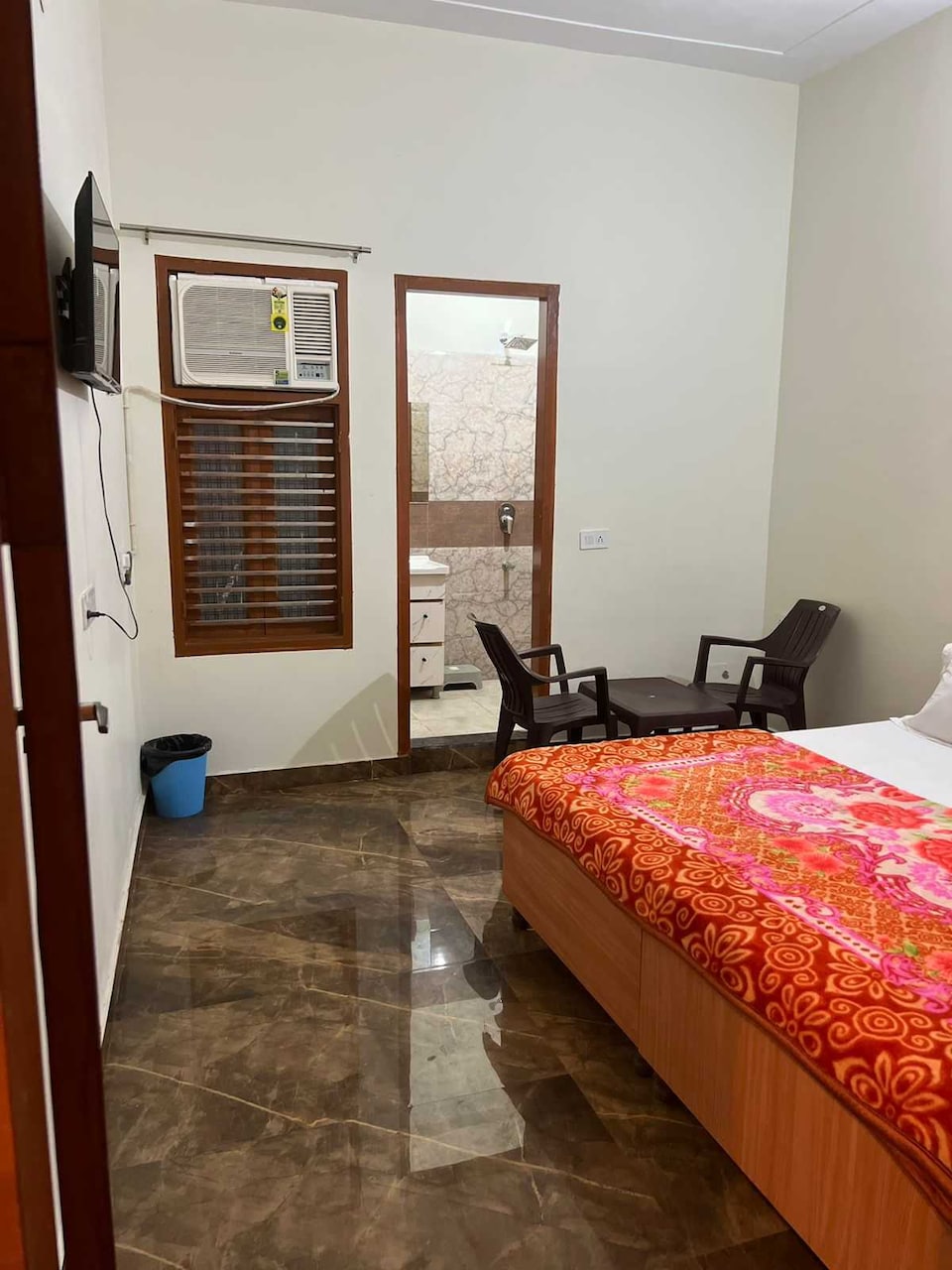 Live on GRG2887, Sohna Road, Gurgaon