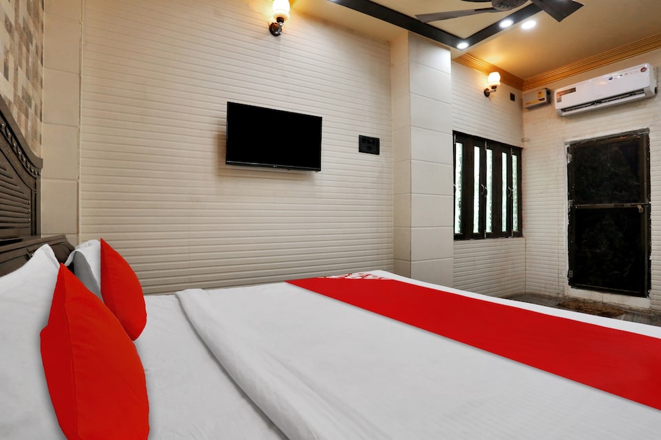 LIVE as VNS1139, Cantt, Varanasi