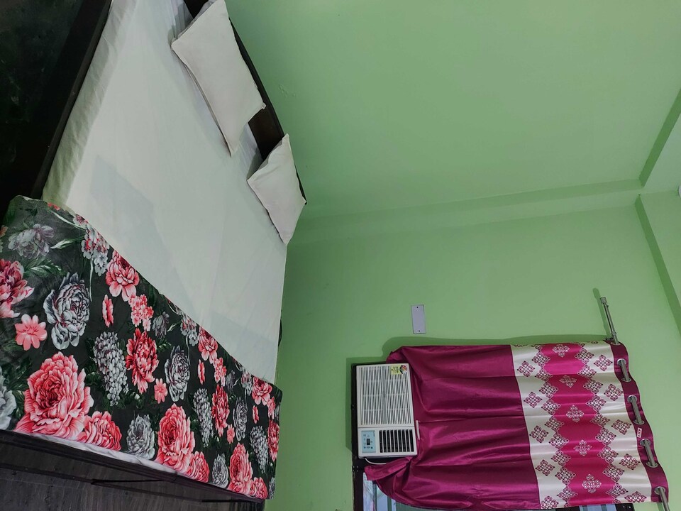 POP 80991H Choudhary Hotel Tijara , Tijara, Tijara