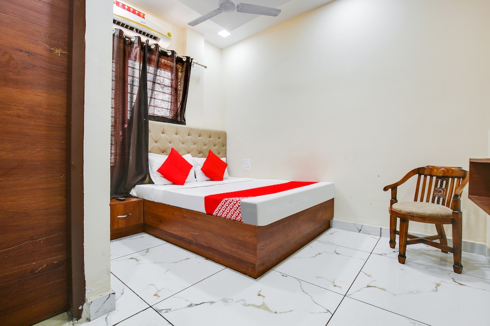 Flagship J.k Hotel, Mall Road Bathinda, Bathinda