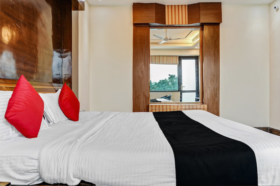 Capital O 1641 Hotel Radiance Paradise, Rajpur Road Dehradun, Dehradun