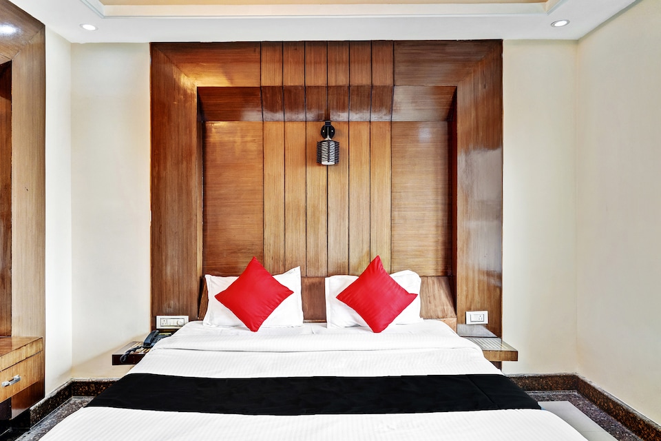 Capital O 1641 Hotel Radiance Paradise, Rajpur Road Dehradun, Dehradun