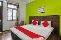 Hotel O Comfort Castle Inn