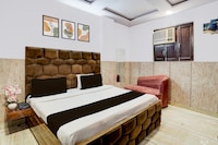 Collection O Jahangirpuri Metro Station Formerly SP Rooms