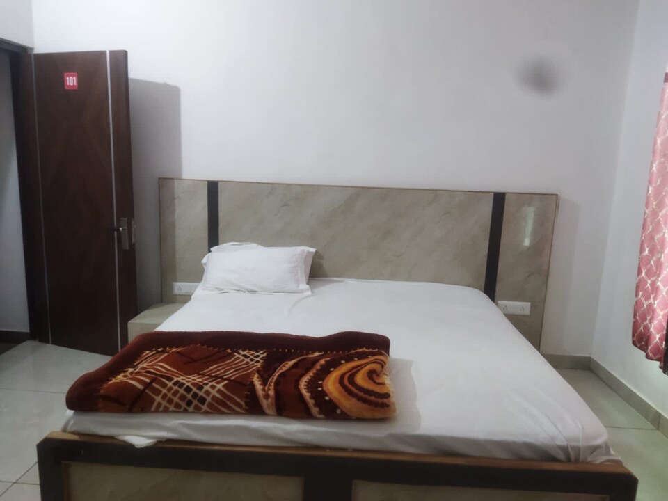 SPOT ON 810140 Hotel Deep Palace Bawal Road Rewari, Rewari, Rewari