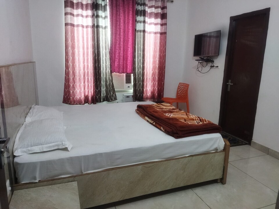 SPOT ON 810140 Hotel Deep Palace Bawal Road Rewari, Rewari, Rewari