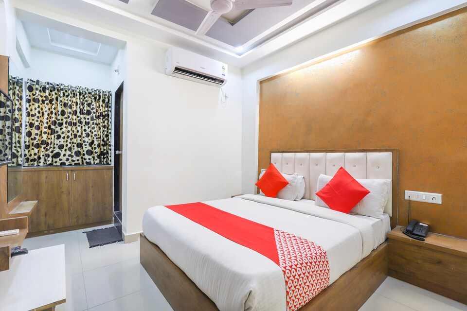 OYO Flagship 810145 Hotel Galaxy Inn, Kankaria-Maninagar Ahmedabad, Ahmedabad
