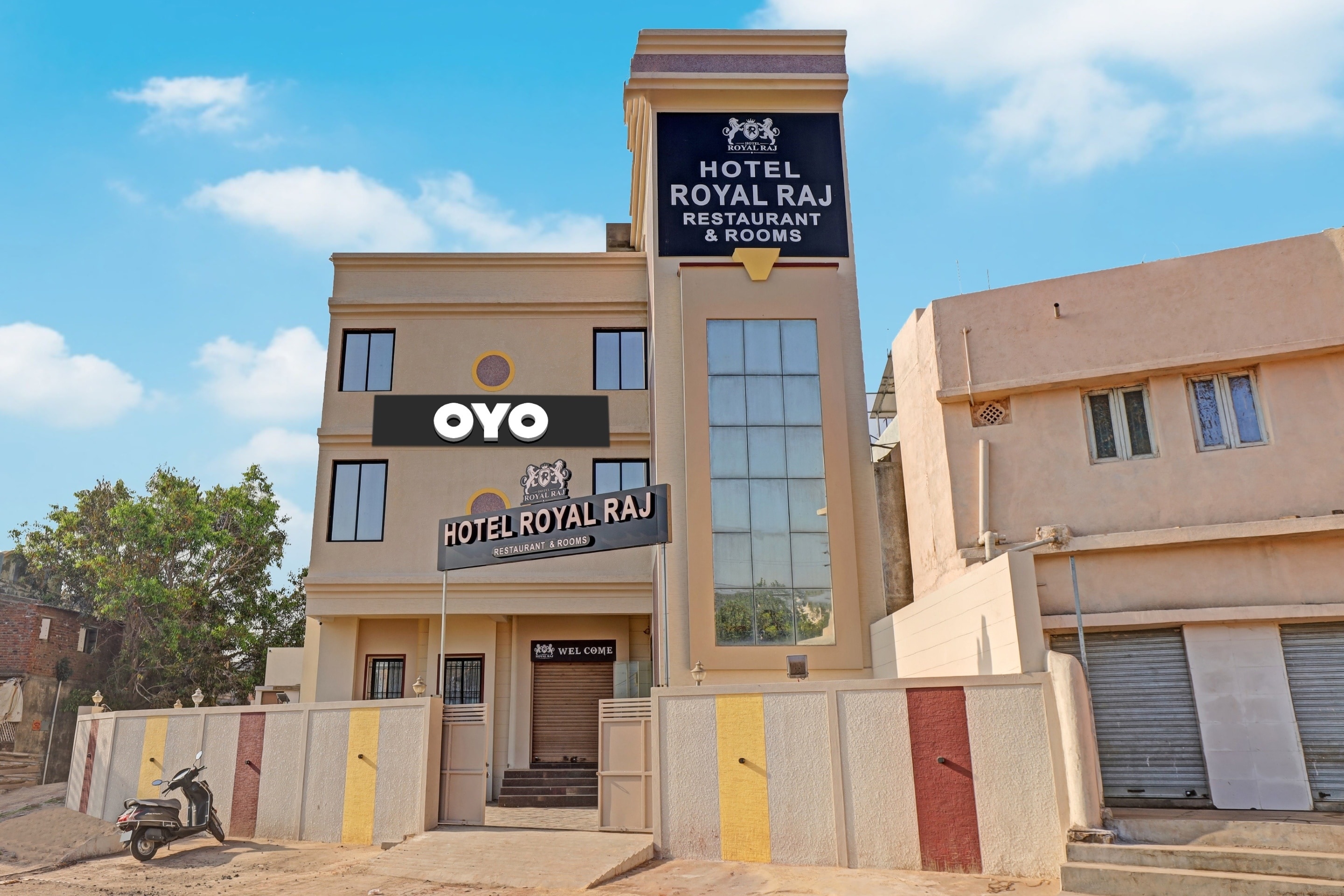 Royal Raj Hotel O Royal Raj, Flagship Rajkot, Book @ ₹1095 - OYO