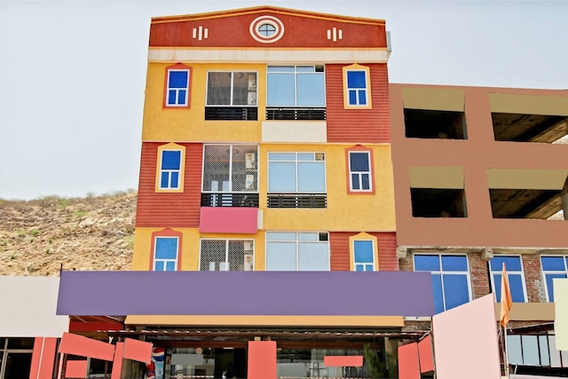 Hotel O Kanak and Restro