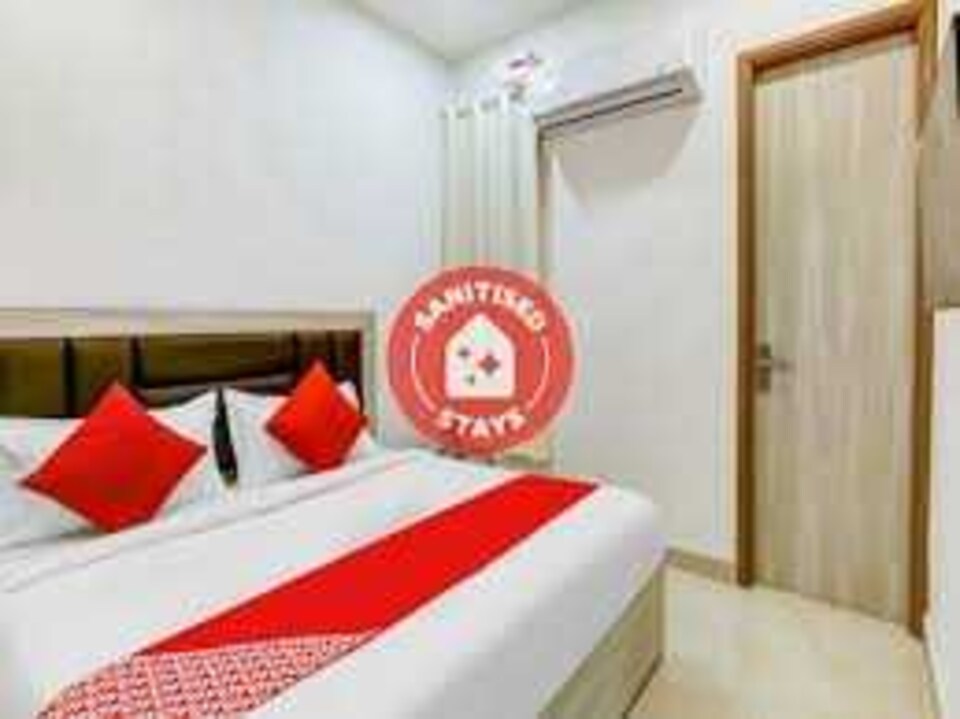 POP 81019A Royal Kingz Hotel, Railway Station Amritsar, Amritsar