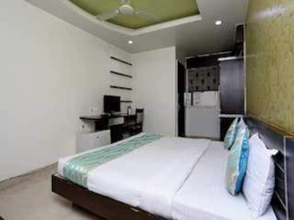 Collection O Hotel Midland, MP Nagar Bhopal, Bhopal