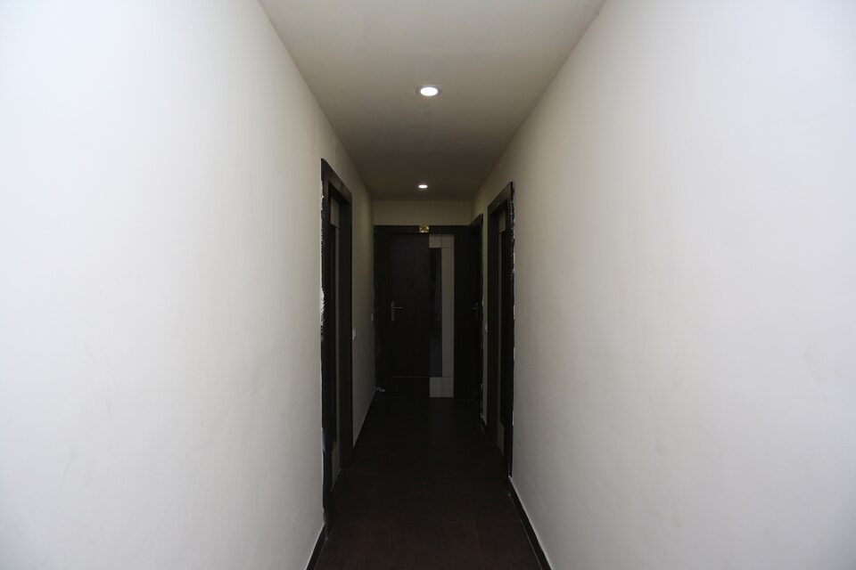 Hotel O Crown Plaza, Dhanbad, Dhanbad