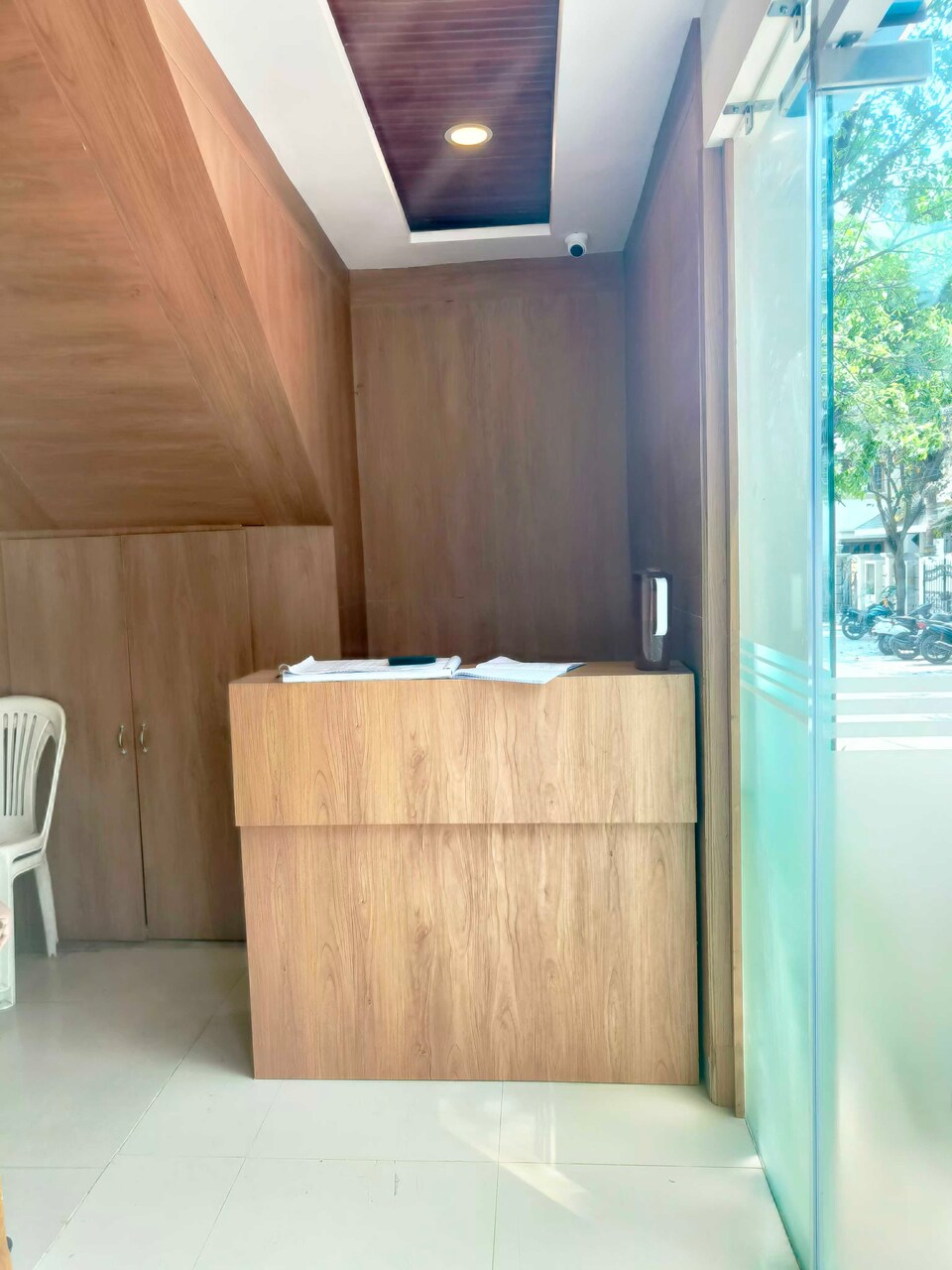 POP 81026B Hotel Sr Comfort , Lakdikapul, Hyderabad