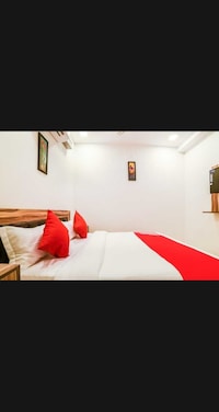 Hotel O SS Residency