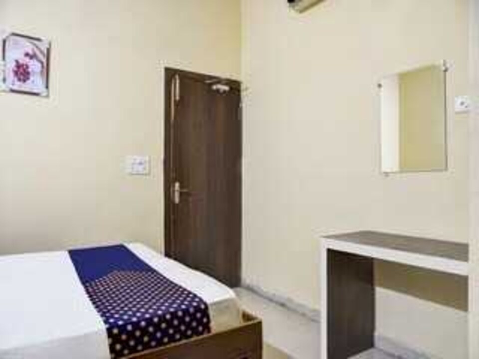 POP 81028E Spot On 77626 Aditya Shree Garden And Resort, New Market Bhopal, Bhopal