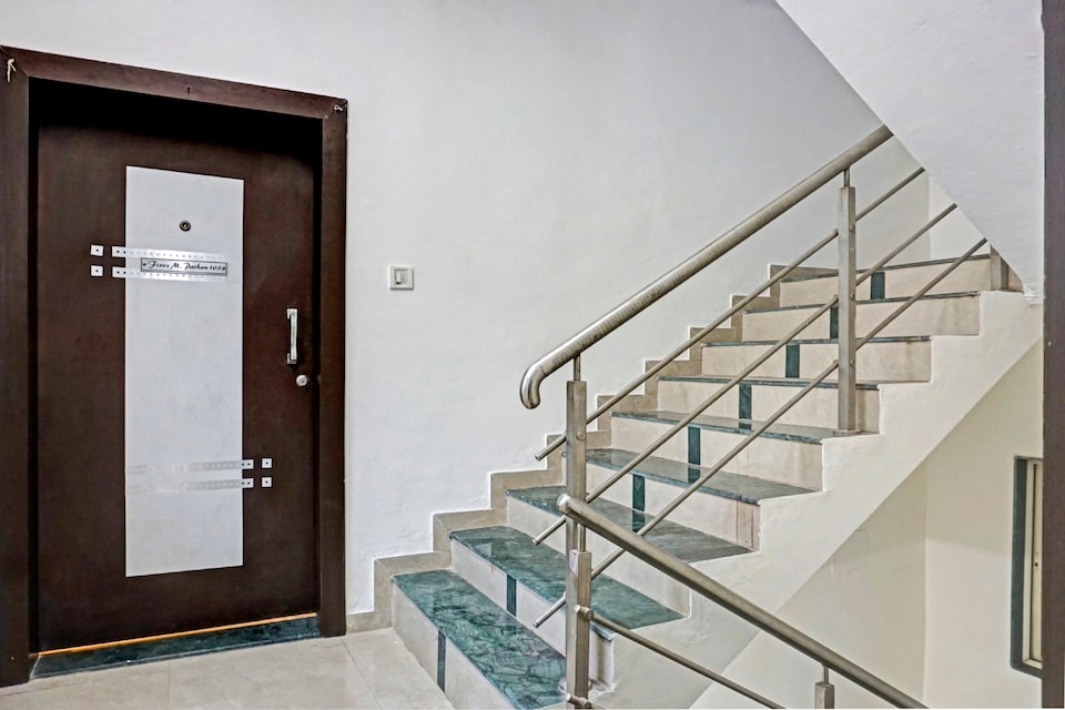 Hotel O Diamond Stays, Viman Nagar, Pune