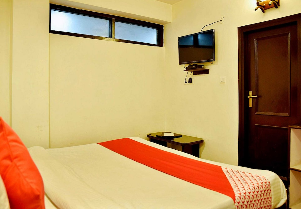 Collection O Hotel Mahamaya, Mall-Road, Shimla