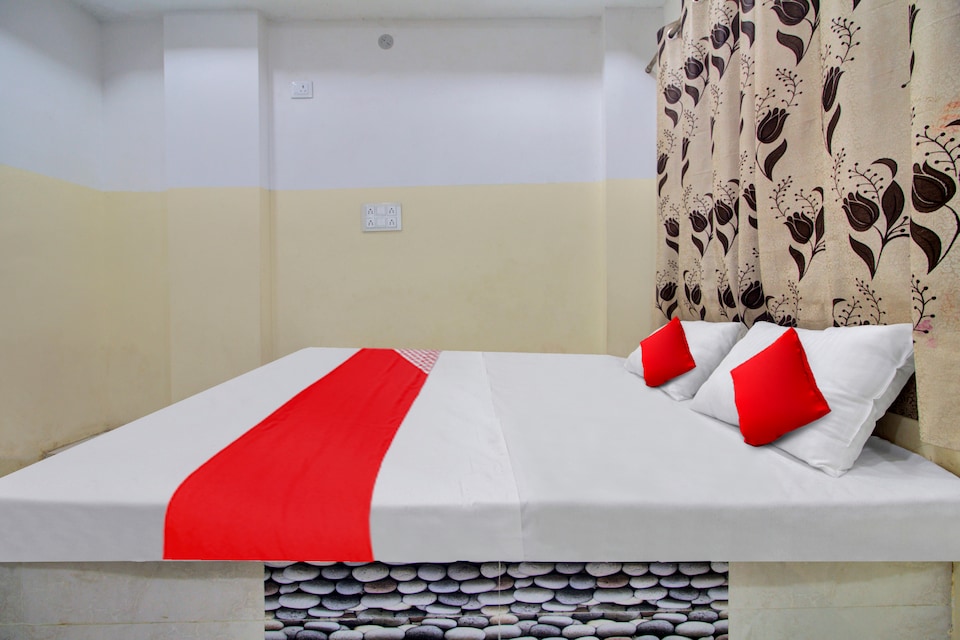 OYO Flagship 81034 Vishranti Lodge, Saoner, Nagpur