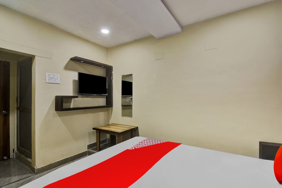 Hotel O Airport Heaven, VIP Road Kolkata, Kolkata