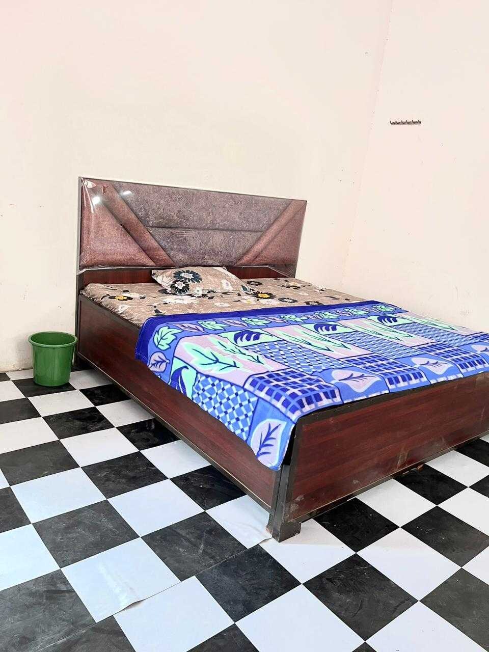 OYO 810412 Hotel Royal Palace, Greater Noida, Noida