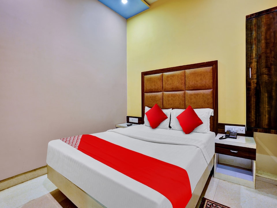 live on MUM1167, Mumbai International Airport, Mumbai