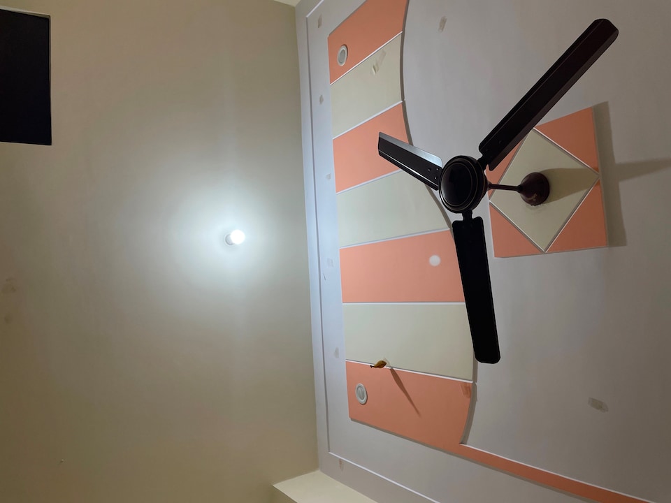 POP 81045E Royal In Hotel, Faridabad, Faridabad