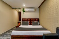 Hotel Awadh Court