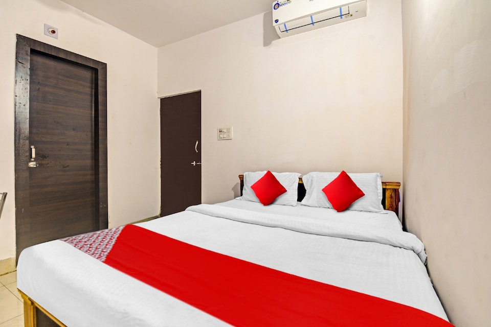 OYO Flagship 81047 Hotel Dream Inn, Flagship Jamshedpur, Book ₹694 OYO