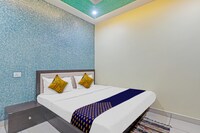 SRI RAM HOTEL