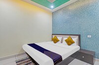 SRI RAM HOTEL
