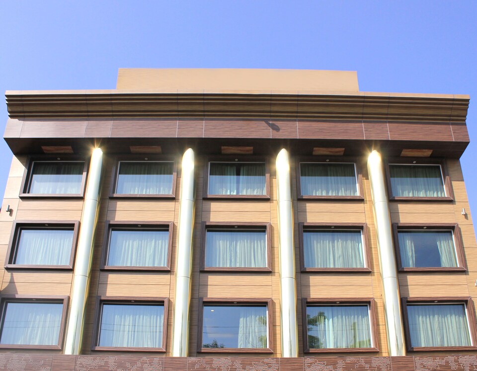 OYO Elite 243 Patel Nagar, Patel Nagar Delhi, Delhi