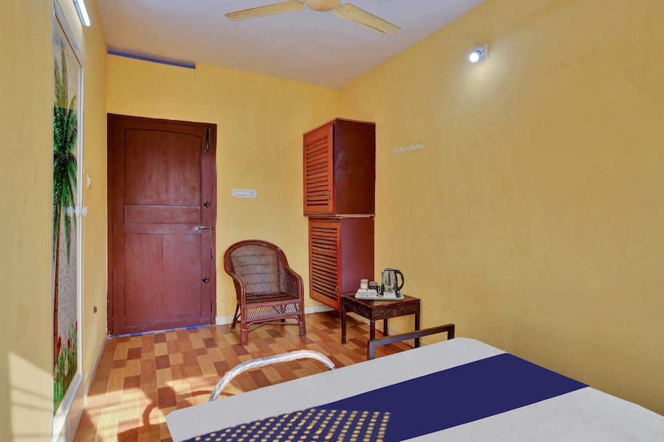 Live on KOV072, Poovar Kovalam, Kovalam