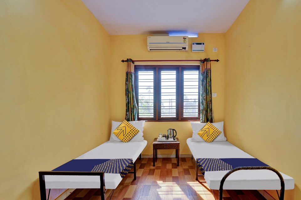 Live on KOV072, Poovar Kovalam, Kovalam