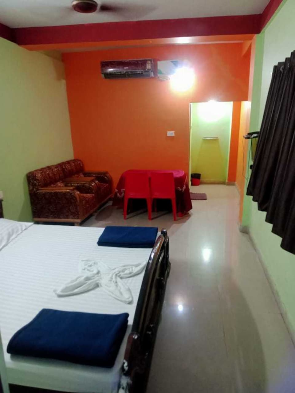 OYO Flagship 810550 Hotel Rajhans, CT Road Puri, Puri