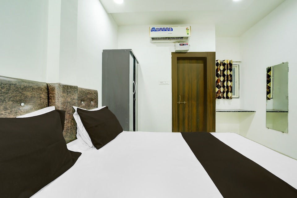 Super Collection O Passport Office Indore Formerly Rudraksh Inn, Vijay Nagar Indore, Indore