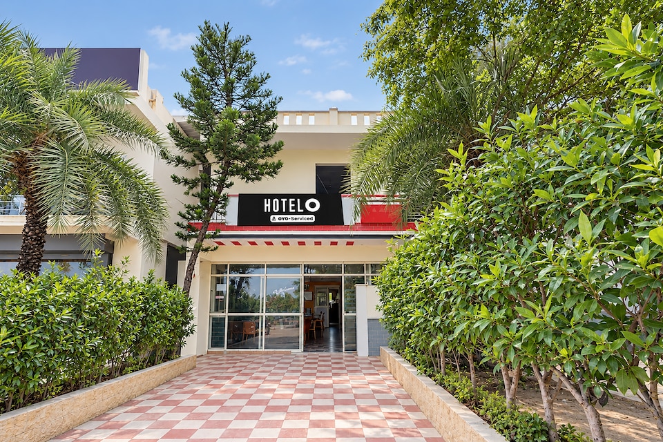 Hotel O Central Bus Stop Bagepalli Formerly New Mayuri Lodge, Bagepalli, Bagepalli