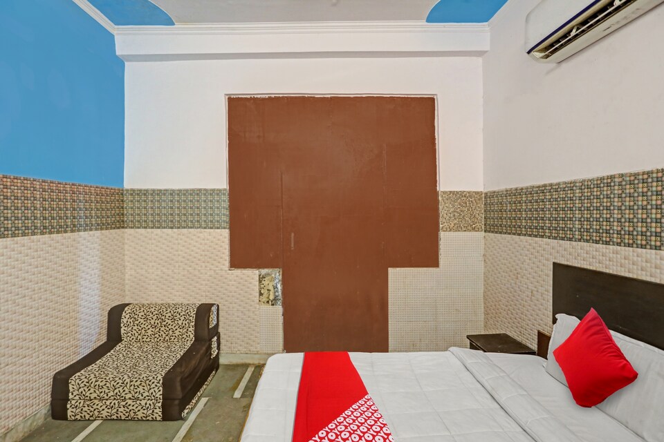 Live on GZB151, Vaishali Kaushambi Metro, Ghaziabad