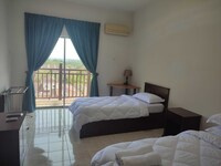 POP 90752 Sofea Inn Bukit Merah